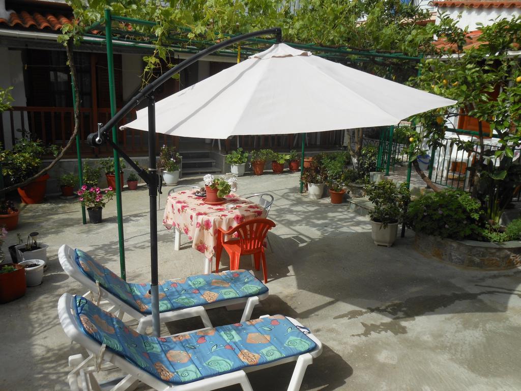 Pansion Giorgos & Rania Apartment Skiathos Town Ruang foto