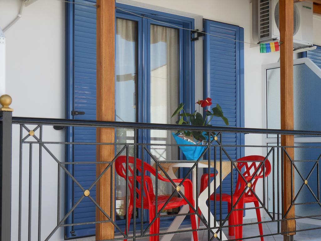 Pansion Giorgos & Rania Apartment Skiathos Town Ruang foto